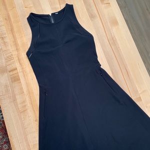 Lululemon &Go till Dawn Dress in Black size 6